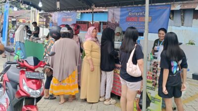 Pembeli Ramai Mengunjungi Bazar Mini Ramadan Komunitas UMKM SEGAH 