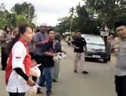 Kapolres dan Jajaran Bersama Wartawan Barito Timur Bagikan Takjil dan Buka Puasa Bersama