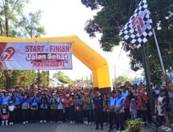 Polres Barito Timur Gelar Jalan Sehat Peringatan Hari Jadi Bhayangkara ke 79