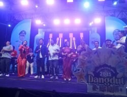 Bupati Hadiri Final Festival Vokal Solo Dangdut Part III yang Digelar KSBT