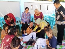 Ketua TP PKK Barito Timur Tinjau Pelatihan Membatik dan Kursus Keterampilan Anak