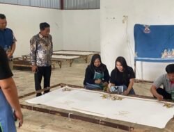 Bupati Heriyus Kunjungi Sentra IKM Danau Usung