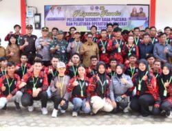 Heriyus Lepas Peserta Pelatihan Operator Alat Berat dan Diksar Satpam