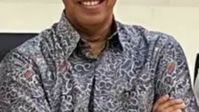 “BAGUNA TAHI LARUT”; HIDUP HARUS BERMANFAAT