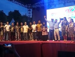 Di Komplek Hotel Watas, Bupati dan Wakil Bupati Barito Timur Sampaikan Terima Kasih kepada Masyarakat