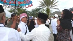 Bupati Heriyus Sambut Kepulangan Jemaah Haji Murung Raya 2026 di Masjid Agung Al-Istiqlal