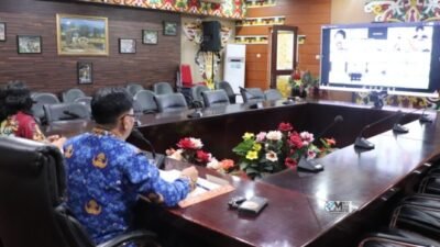 Pj Sekda Mura Hadiri Pembekalan Mahasiswa KKN UPR, Sinkronkan Program dengan Kebutuhan Desa