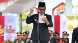 Bupati Heriyus Pimpin Upacara Hari Bhayangkara ke-80, Apresiasi Dedikasi Polres Murung Raya