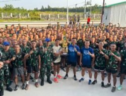 Yonif TP 924/Uria Mapas Raih Juara I Turnamen Volleyball Kades Cup II Desa Tangkan