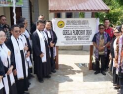 Bupati Heriyus Resmikan Pastori dan Hadiri Pentahbisan Gereja GKE Pandohon Iman Tahujan Ontu