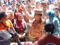 Gubernur Agustiar Sabran dan Bupati Heriyus Tinjau Pasar Murah di Puruk Cahu, Pastikan Kebutuhan Pokok Terjangkau